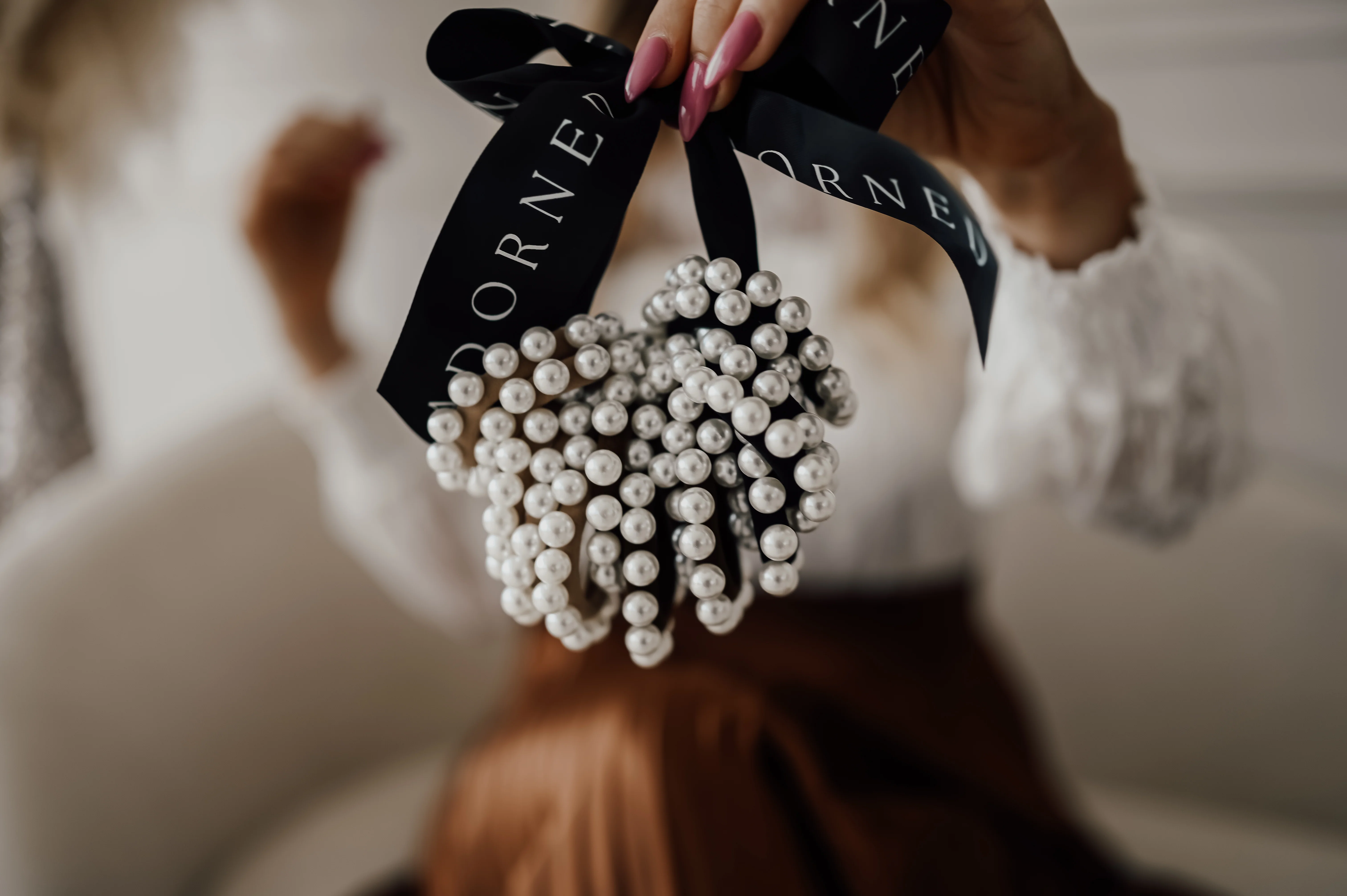 Luxe Neutral Pearl Hair Ties - Image 2