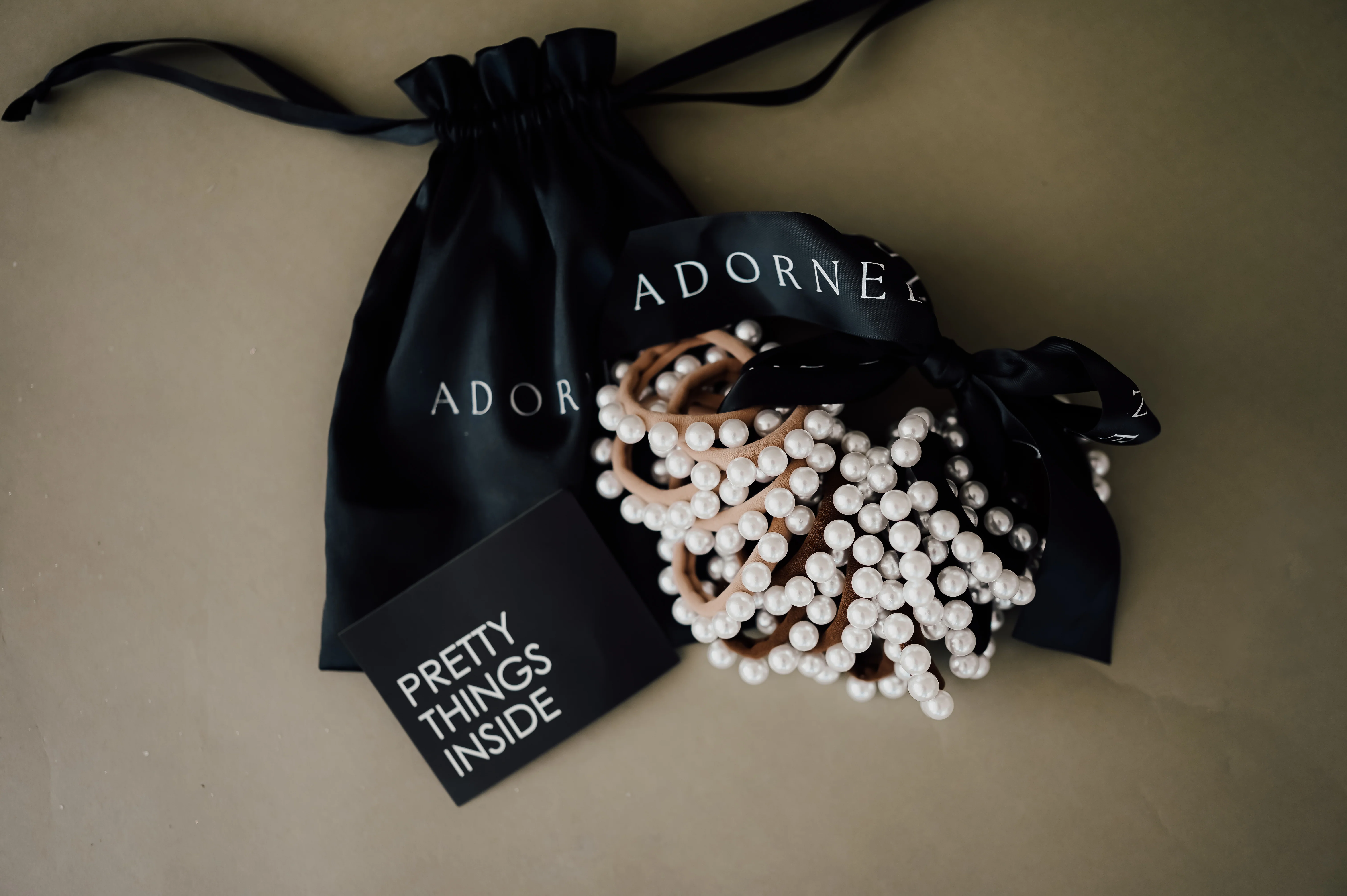 Luxe Neutral Pearl Hair Ties - Image 5