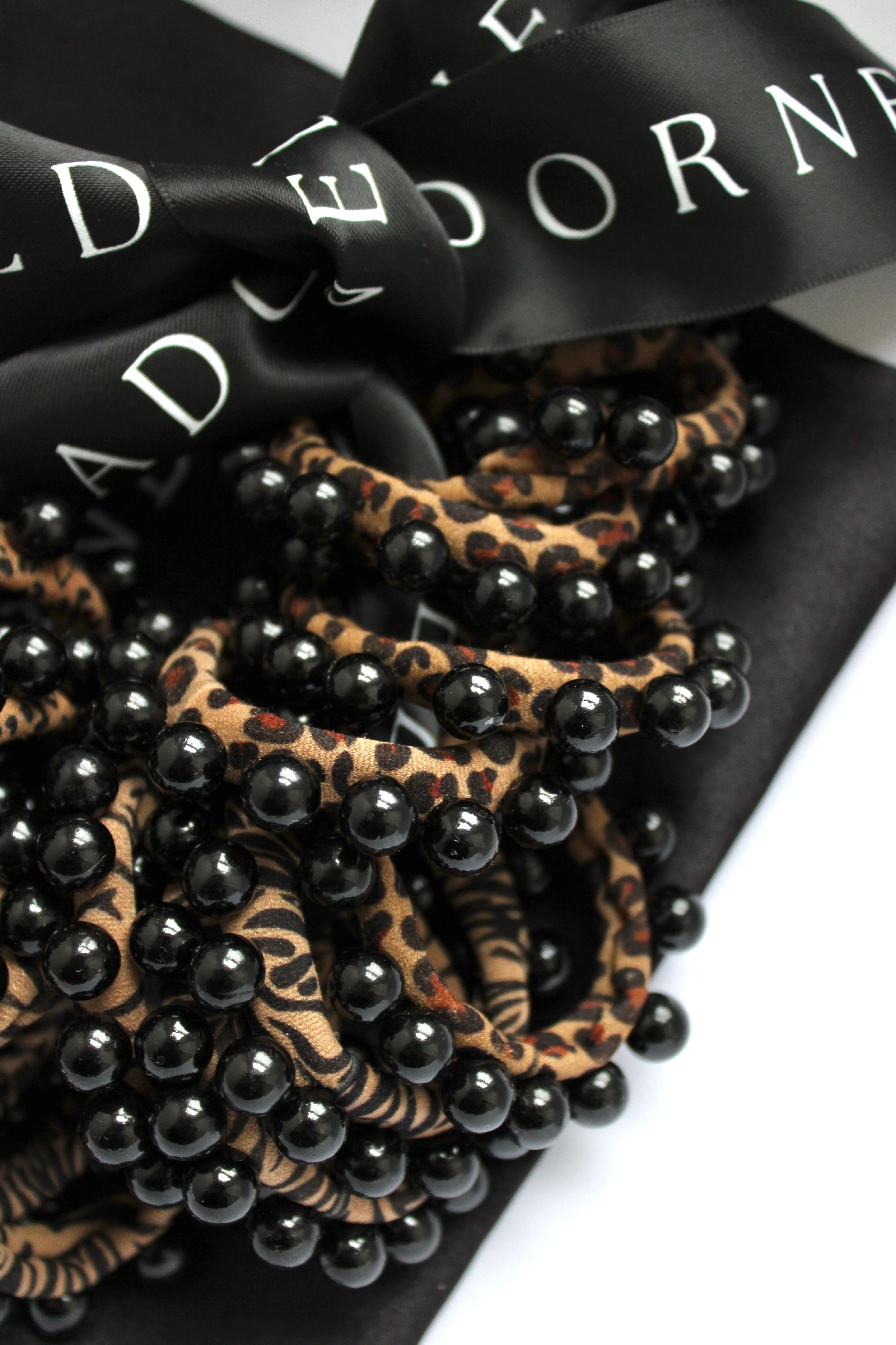 Luxe Nightfall Hair Ties - Image 4
