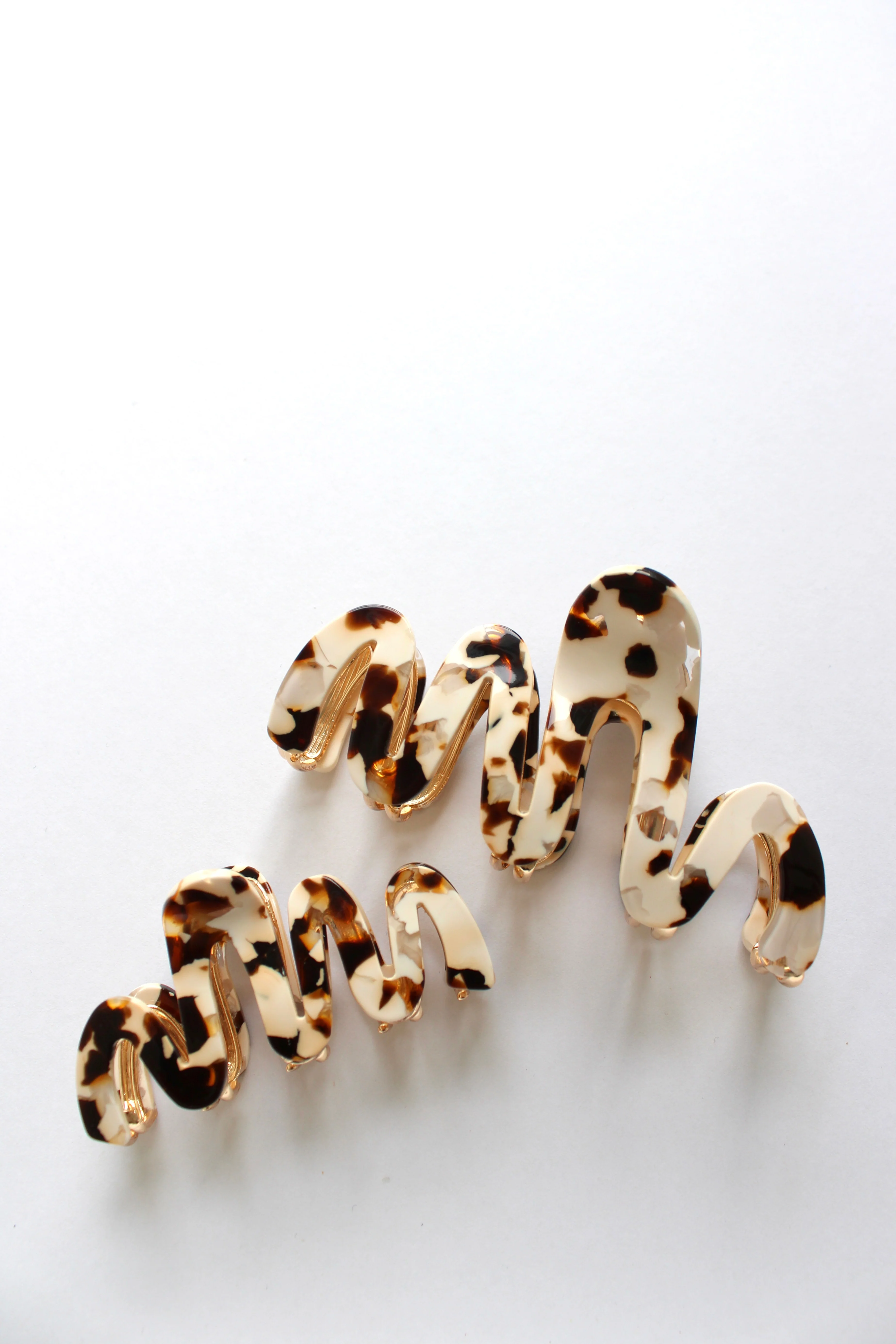Mini Iced Mocha Claw Clip - Image 5